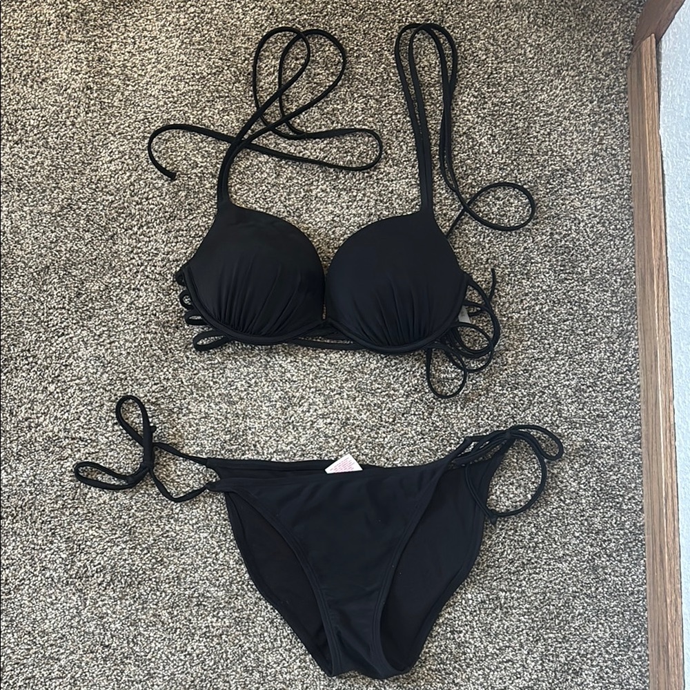 Black Women's Swimwear Set